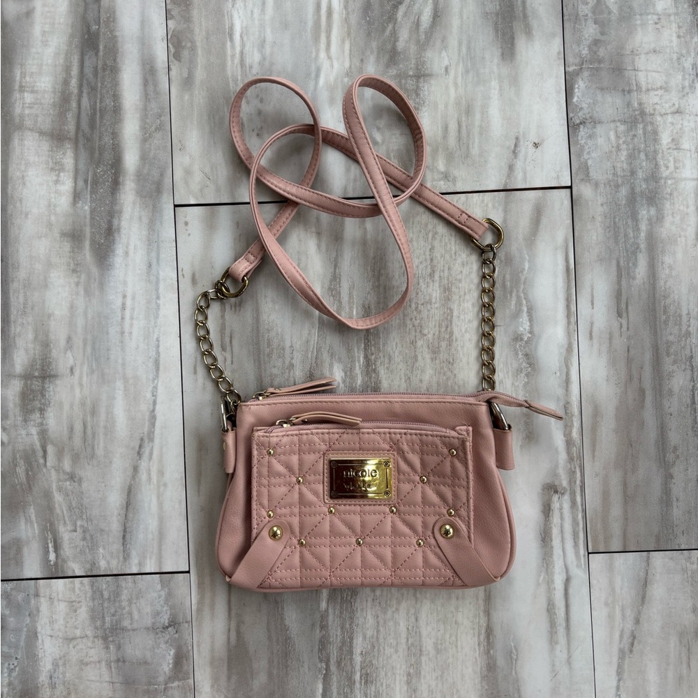 Nicole by Nicole Miller Suzie Blush Crossbody Shoulder Bag Wallet Clutch Quilted